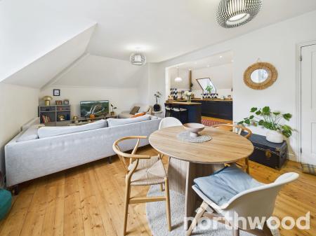 2 bedroom Flat for sale in The Grove, Pluckley, TN27