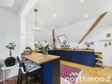 2 bedroom Flat for sale in The Grove, Pluckley, TN27