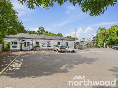 2 bedroom Flat for sale in The Grove, Pluckley, TN27