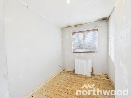 3 bedroom Semi-detached house for sale in Noakes Meadow, Ashford, Ashford, TN23