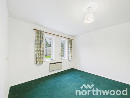 2 bedroom Bungalow for sale in Meridian Court, Singleton, Ashford, TN23