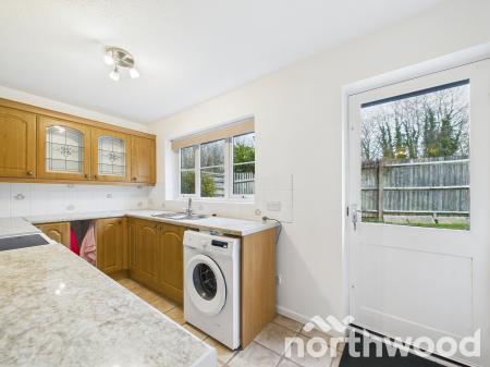 2 bedroom Bungalow for sale in Meridian Court, Singleton, Ashford, TN23