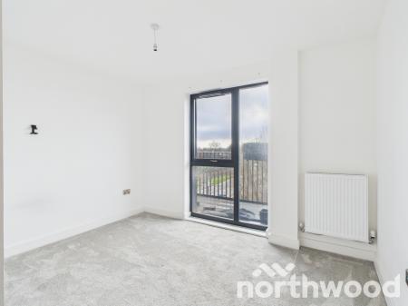 2 bedroom Flat to let in George Street, Victoria Point, Ashford, TN23