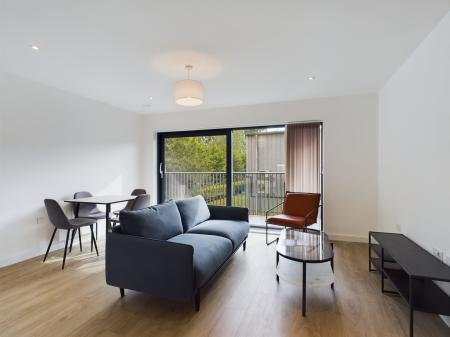 2 bedroom Flat to let in Cantia Place, Ashford, TN23