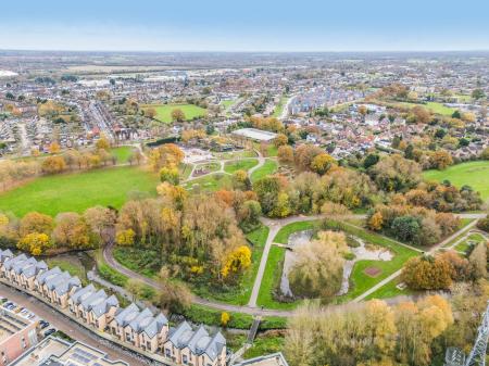 2 bedroom Flat to let in Cantia Place, Ashford, TN23