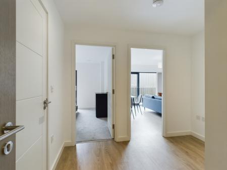 2 bedroom Flat to let in Cantia Place, Ashford, TN23