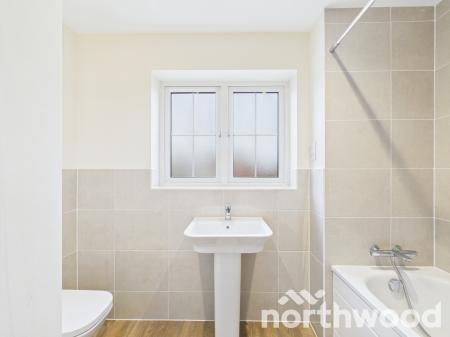 3 bedroom Terraced House to let in Bramling Avenue, Finberry, Ashford, TN25