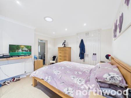 3 bedroom Bungalow for sale in Coast Drive, Romney Marsh, Lydd On Sea, TN29