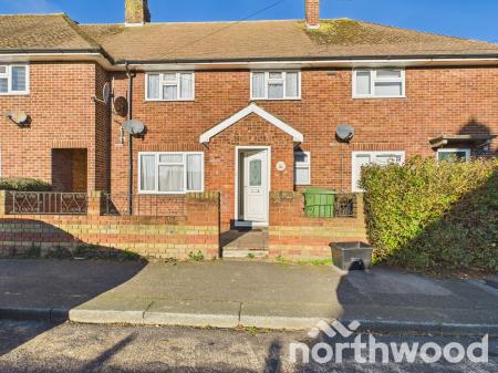 3 bedroom Terraced House to let in Roman Way, Folkestone, CT19