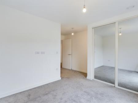 2 bedroom Flat to let in Cantia Place, Ashford, TN23