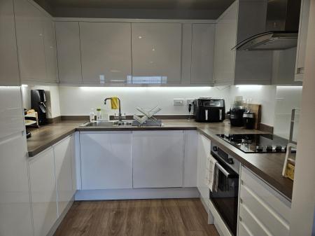 1 bedroom Flat to let in Cantia Place, Ashford, TN23