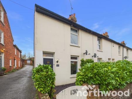 2 bedroom End of terrace house for sale in Godinton Road, Town Centre, Ashford, TN23
