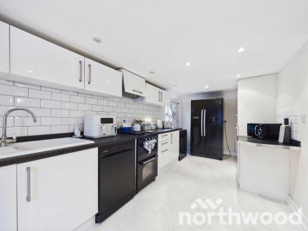 3 bedroom Character Property for sale in 1 Coronation Square, Romney Marsh, Lydd, TN29