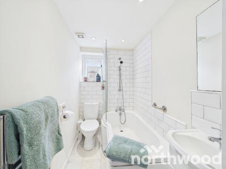 3 bedroom Character Property for sale in 1 Coronation Square, Romney Marsh, Lydd, TN29