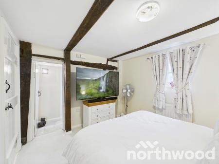 3 bedroom Character Property for sale in 1 Coronation Square, Romney Marsh, Lydd, TN29