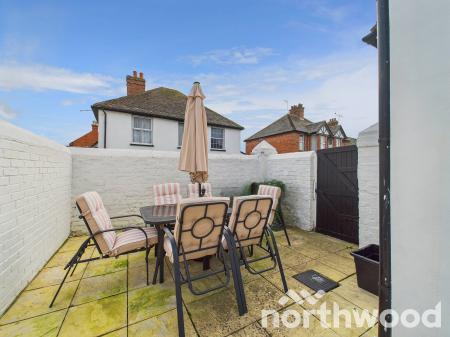 3 bedroom Character Property for sale in 1 Coronation Square, Romney Marsh, Lydd, TN29
