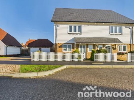 2 bedroom Semi-detached house to let in Lamb Lane, Chilmington Green, Ashford, TN23