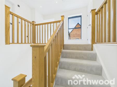 5 bedroom Detached house for sale in Meadow Farm, Great Chart, Ashford, TN23