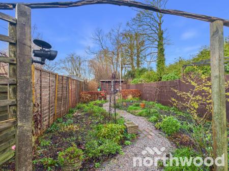 2 bedroom Terraced House for sale in North Street, Sutton Valence, ME17