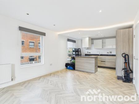 1 bedroom Flat to let in Victoria Crescent, Ashford, TN23