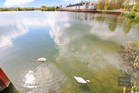 3 bedroom House for sale in Darter Row, Conningbrook Lakes, Ashford, TN24