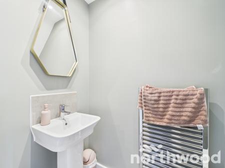 3 bedroom House for sale in Darter Row, Conningbrook Lakes, Ashford, TN24