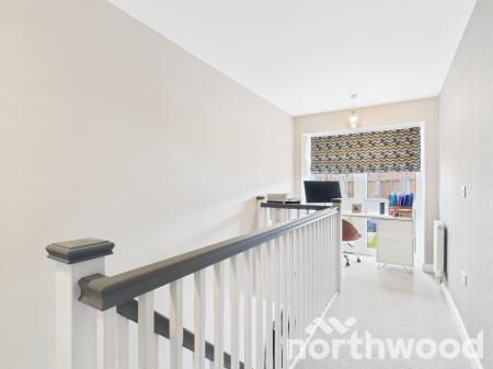 3 bedroom House for sale in Darter Row, Conningbrook Lakes, Ashford, TN24