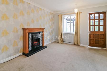 2 bedroom Terraced House to let in Heron Walk, Singleton, Ashford, TN23
