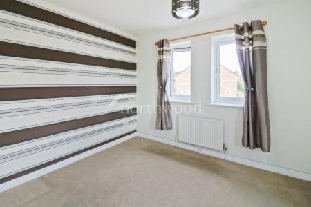 2 bedroom Terraced House to let in Heron Walk, Singleton, Ashford, TN23