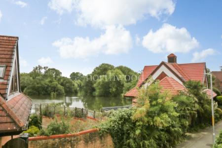 2 bedroom Terraced House to let in Heron Walk, Singleton, Ashford, TN23