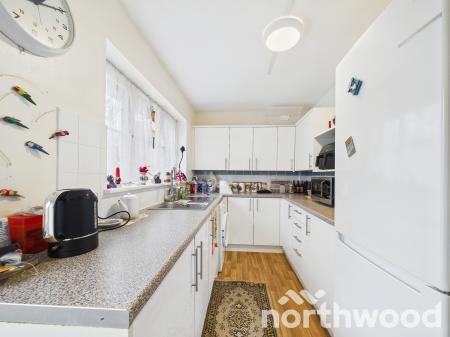 2 bedroom Terraced bungalow for sale in Meridian Court, Singleton, Ashford, TN23