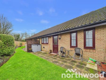 2 bedroom Terraced bungalow for sale in Meridian Court, Singleton, Ashford, TN23
