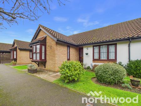 2 bedroom Terraced bungalow for sale in Meridian Court, Singleton, Ashford, TN23