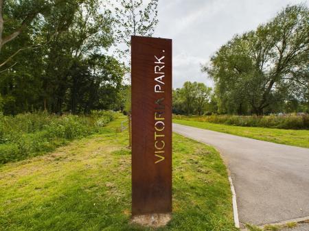 2 bedroom Flat to let in Hampton Place, Ashford, TN23