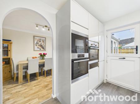 3 bedroom Semi-detached house for sale in Grasslands, Singleton, Ashford, TN23