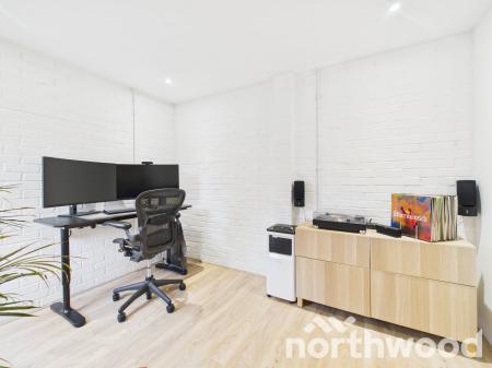 2 bedroom Semi-detached house for sale in Old Orchard, Singleton, Ashford, TN23