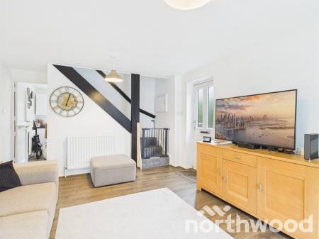 2 bedroom Semi-detached house for sale in Old Orchard, Singleton, Ashford, TN23