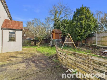 3 bedroom Terraced House for sale in Canterbury Road, Willesborough, Ashford, TN24