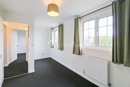 5 bedroom Detached house for sale in Swan Lane, Sellindge, TN25