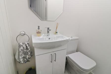 3 bedroom Terraced House to let in Cheviot Way, Ashford, TN24