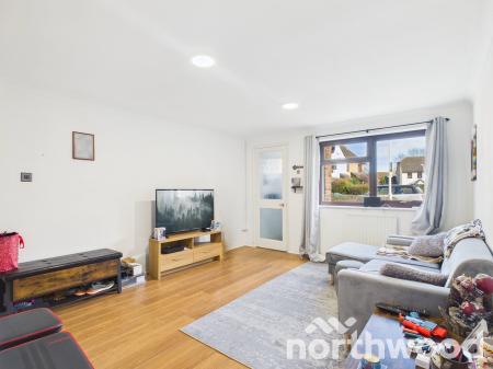 2 bedroom Terraced House for sale in Old Orchard, Ashford, Ashford, TN23