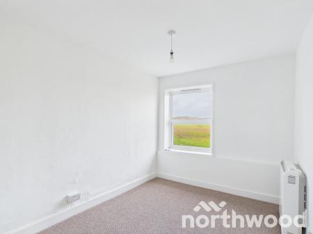 3 bedroom Flat to let in Canterbury Road, Boughton Aluph, TN25
