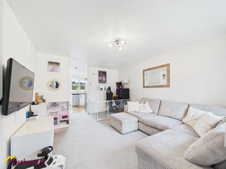 2 bedroom Terraced House for sale in Amberley Court, Banbury, OX16