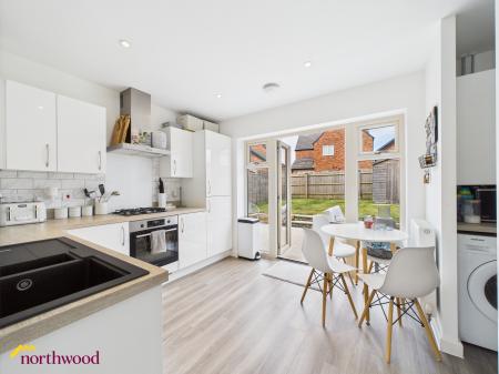 2 bedroom Semi-detached house for sale in Bailey Road, Banbury, OX16