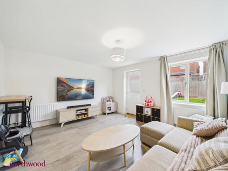 2 bedroom End of terrace house for sale in Bailey Road, Banbury, OX16