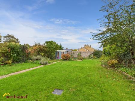 5 bedroom Semi-detached house for sale in Chacombe Road, Middleton Cheney, OX17