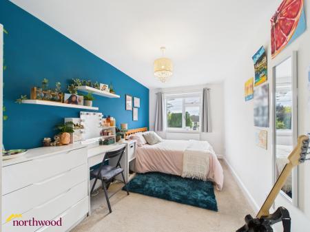 5 bedroom Semi-detached house for sale in Chacombe Road, Middleton Cheney, OX17