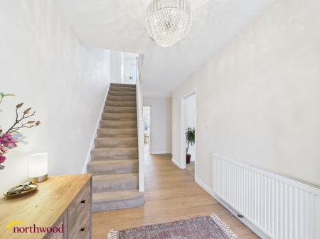 5 bedroom Semi-detached house for sale in Chacombe Road, Middleton Cheney, OX17