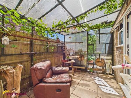 4 bedroom Detached house for sale in Chipperfield Park Road, Bloxham, OX15