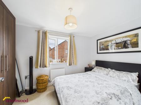 2 bedroom Semi-detached house for sale in De La Warr Drive, Banbury, OX16